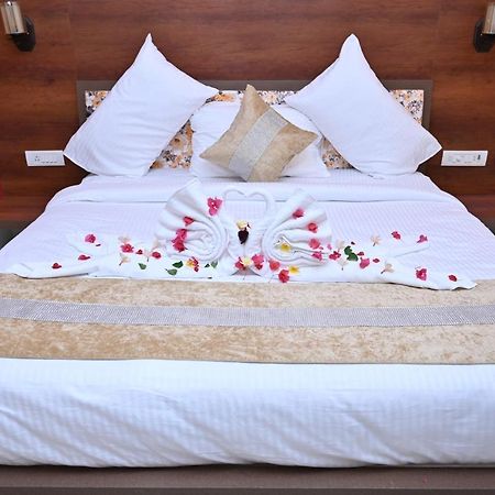 Hotel Bhairav Niwas Bikaner Zewnętrze zdjęcie