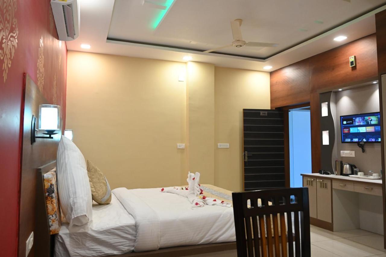 Hotel Bhairav Niwas Bikaner Zewnętrze zdjęcie