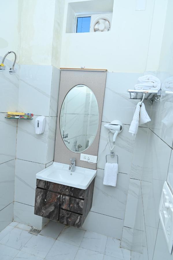 Hotel Bhairav Niwas Bikaner Zewnętrze zdjęcie